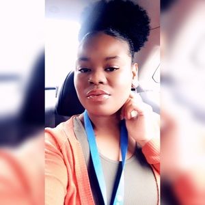 Meet your Posher, Brienna